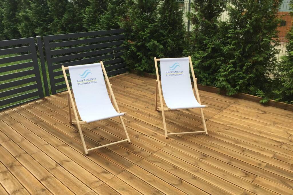 Apartament Przy Plazy Rewal - 1St Line Apartment Dış mekan fotoğraf