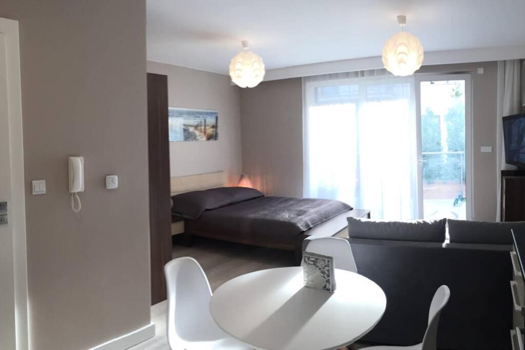 Apartament Przy Plazy Rewal - 1St Line Apartment Dış mekan fotoğraf